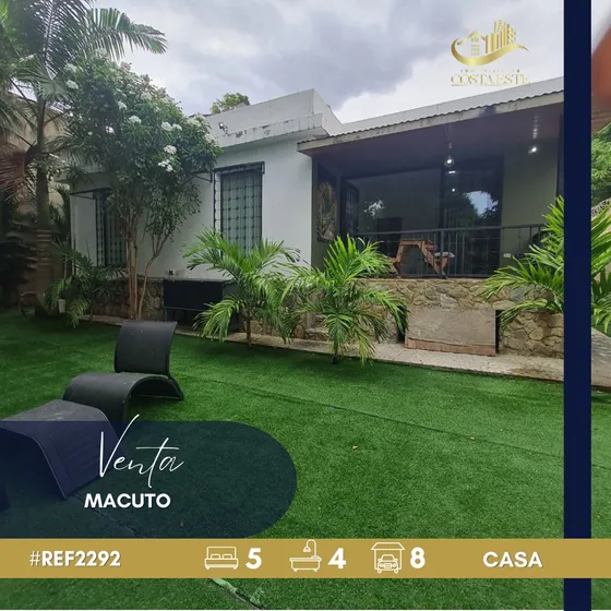 Casa En  Venta Ubicada En Macuto Ref 2292