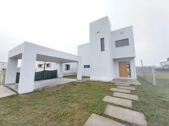 Casa A Estrenar En Venta Barrio Privado Las Cañas, Yerba Buena  