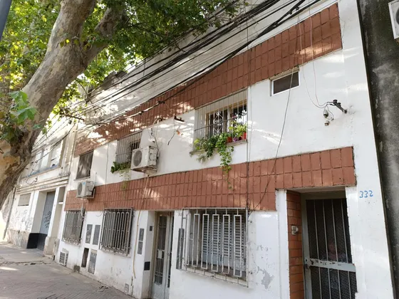 Casa De Pasillo En Venta 2 Dormitorios Rosario - Rep. De La Sexta