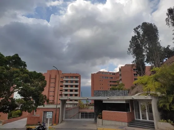 Alquiler De Apartamento En Lomas Del Sol