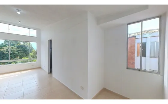 Apartamento Venta Hinv Pinares Caney P5 S/a 48m2 2hb 2bñ Pprp Cali Sur