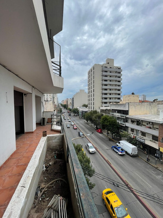 Venta B° Alberdi Semipiso 3 Hab Sobre Av Colon 1400 Venta B° Alberdi Semipiso 3 Hab Sobre Av Colon 1400