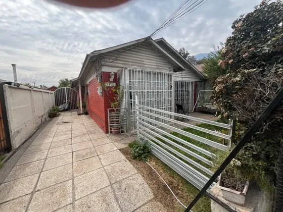 Frutillar Con Vista Hermosa / Grecia 9000