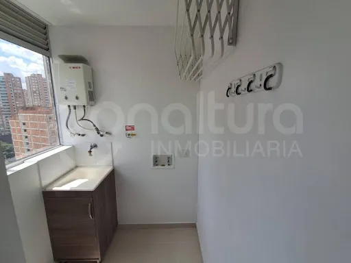 Apartamento En Arriendo Alto De Las Flores 472-7494