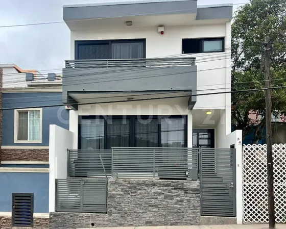 Casa Amueblada En Renta, Colonia Moderna, Ensenada, B.c.