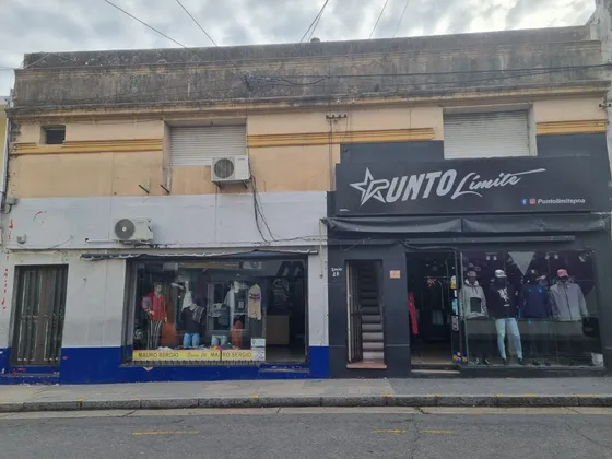 Calle Bavio Importante Inmueble En Venta 