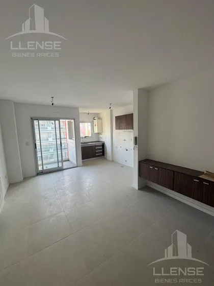 Departamento 2 Ambientes En Alquiler - Quilmes