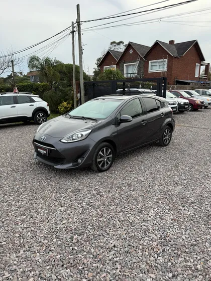 Toyota Prius 1.5 C Hibrido At