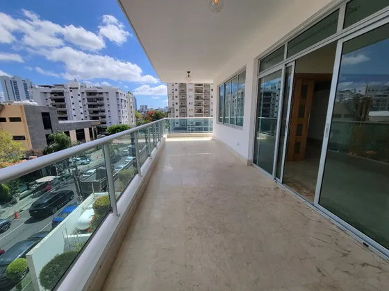 Foxpiantini.com - A324 | Alquiler De Apartamento En Piantini | El Emblema De Piantini Es Villa Palmera