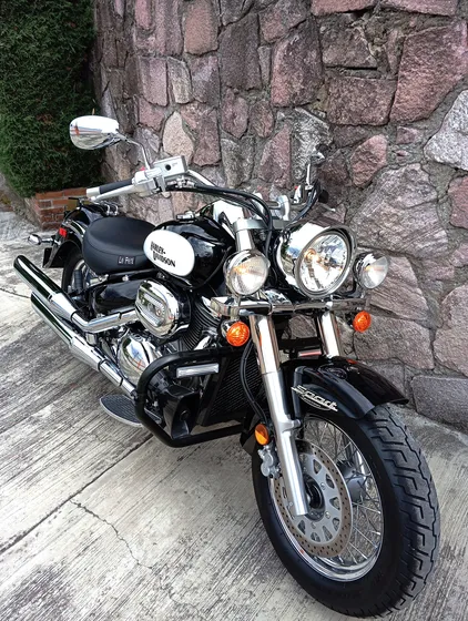 Suzuki Boulevard C-50 Customizada