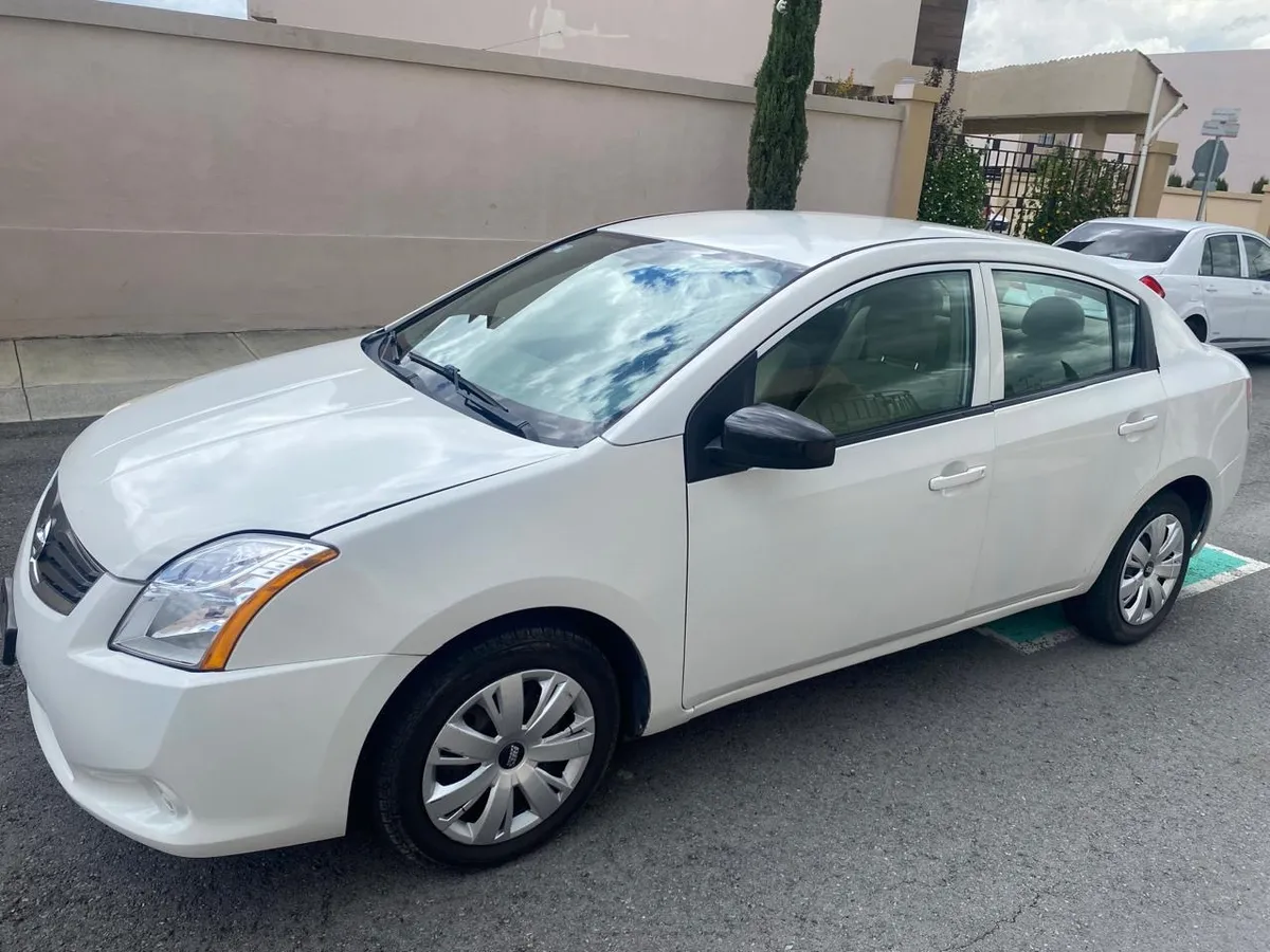 Nissan Sentra 2.0 Custom Cvt64022226752769120