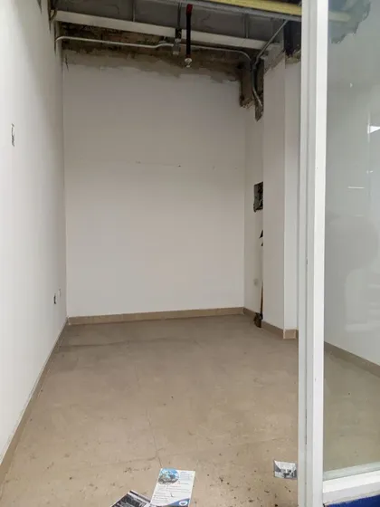 Local Comercial/ Alquiler/ La Candelaria/ 14m2 C.c. Casa Bera