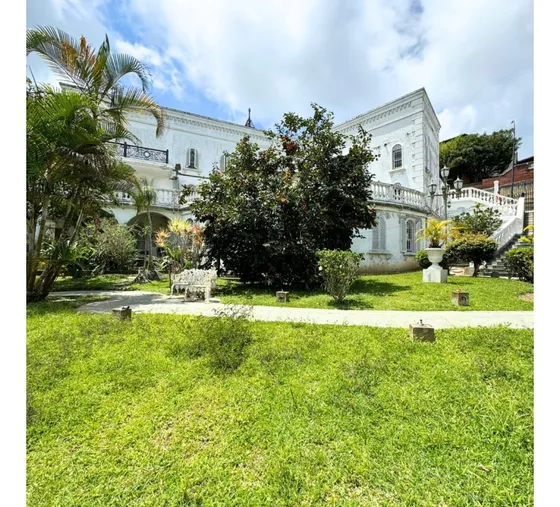 Se Vende Casa 7000m² 5h+3s/5b+3s/10e La Lagunita