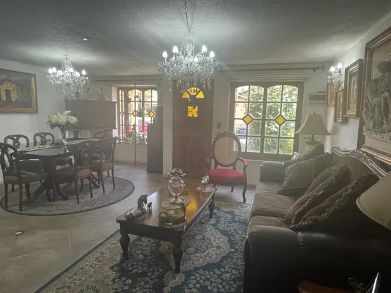 Hermosa Casa En Venta Peñalolen