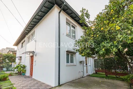 Acogedora Casa Remodelada - Pza. Egaña