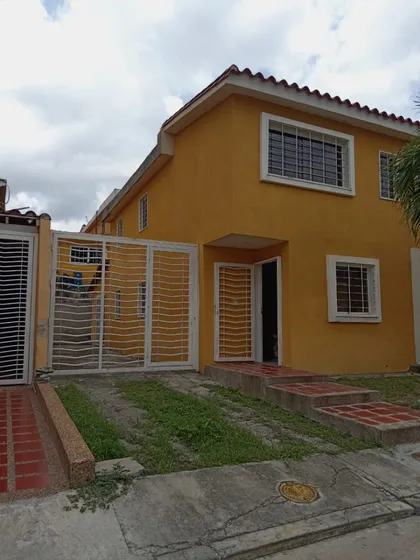 Guatire, Casa Buenaventura Vista Dorada Ym