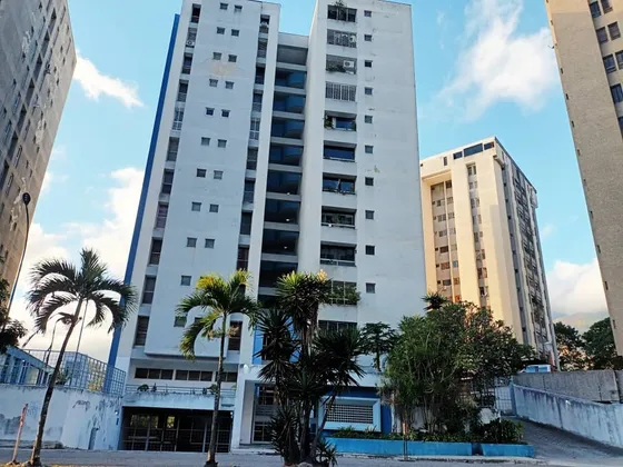 Cómodo Apartamento Lomas Del Avila  Nb 5-23436