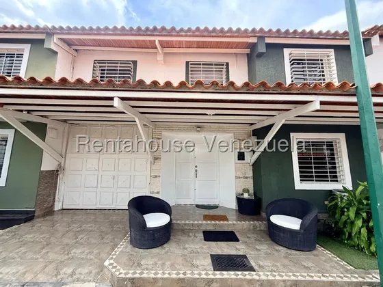 Ana Karina Molleja Vende Elegante Y Moderna Casa Ubicada En Villa Roca, Cabudare Lara /akm