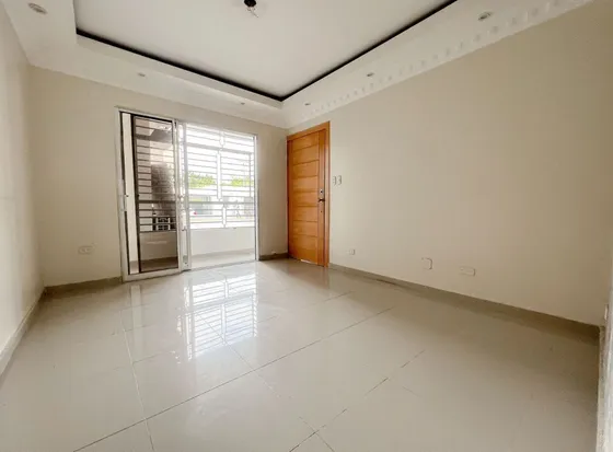 Reparto Rosa, Apartamento Familiar En 1er Piso Con Patio Propio.