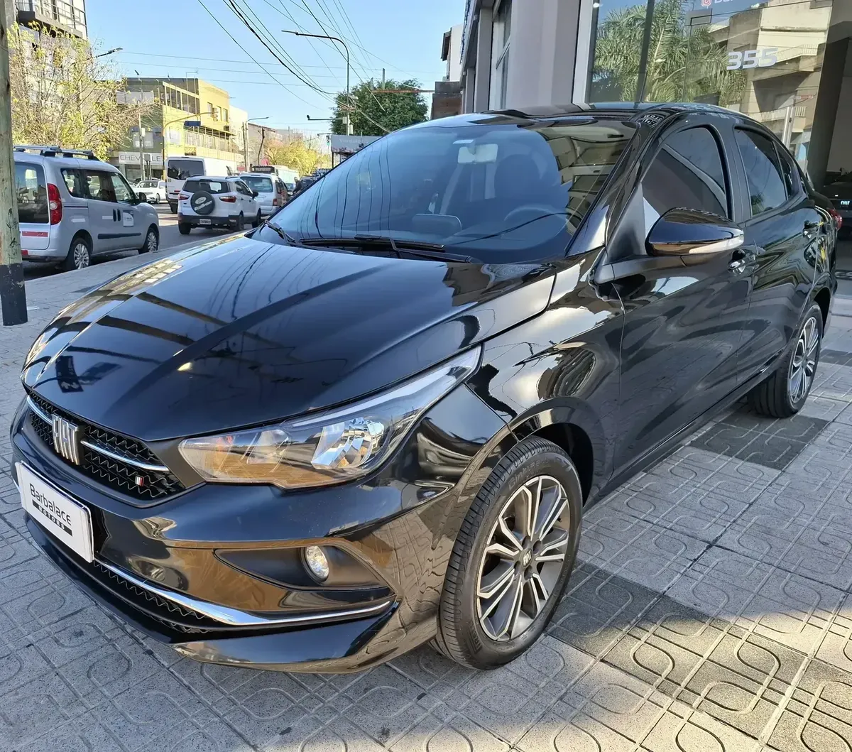 Fiat Cronos 1.8 16v Precision Pack Premium