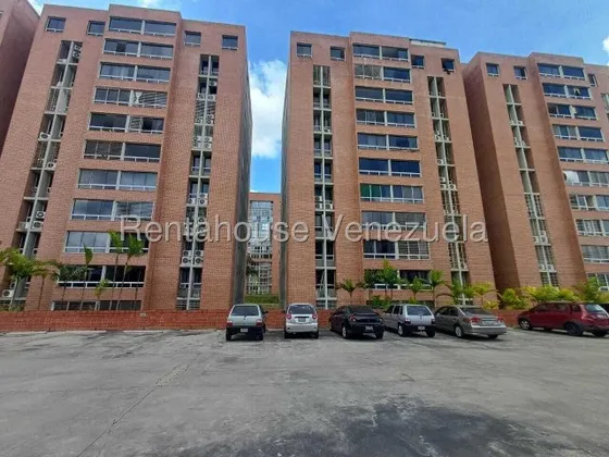 Apartamento En Alquiler En La Urb. El Encantado.
