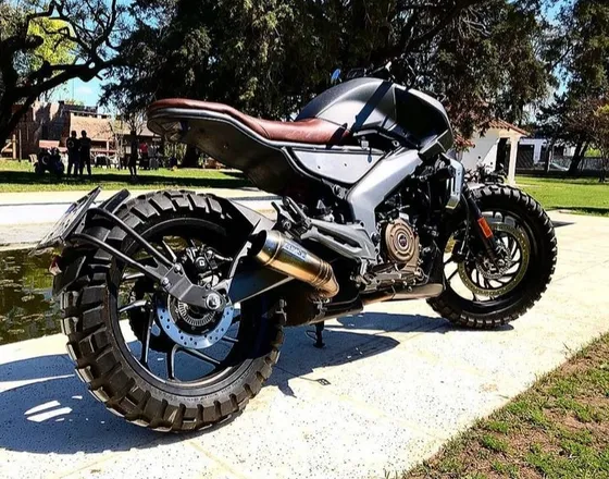 Bajaj Dominar 400