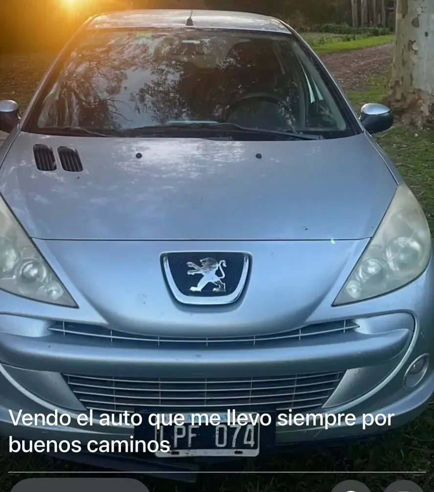 Peugeot 207 1.4 Sedan Allure 75cv