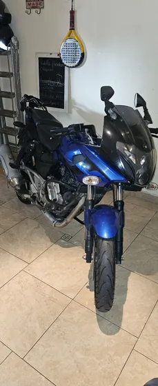 Bajaj Rouser 220f