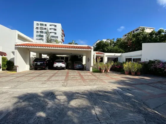 Propiedad  De Un Nivelventa Ideal Edificación,  Oficinas, Colegios O Consultorio