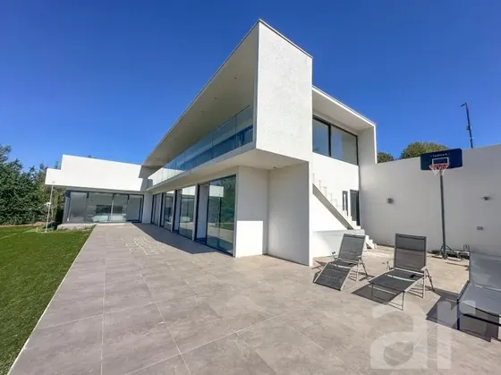 Marbella, Maravillosa Casa Familiar Con Vista Panorámica