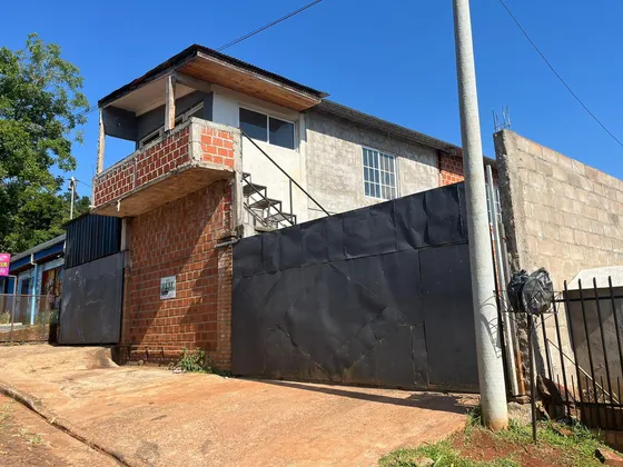 Multi Propiedad En Venta Sobre Calle Caracas Al 923 Km8