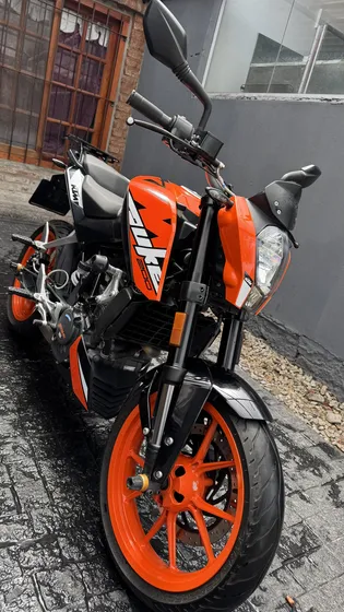 Ktm Duke 200 Modelo 2023 23000km Única Dueña