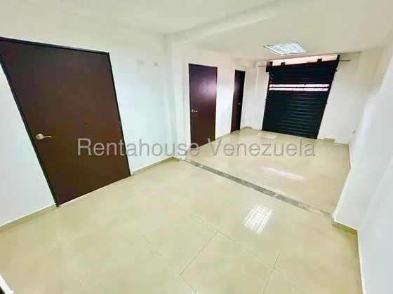Jean Pavon Tiene Excelente Local En Alquiler En El Centro De Barquisimeto Lara 2 1 8 8 1