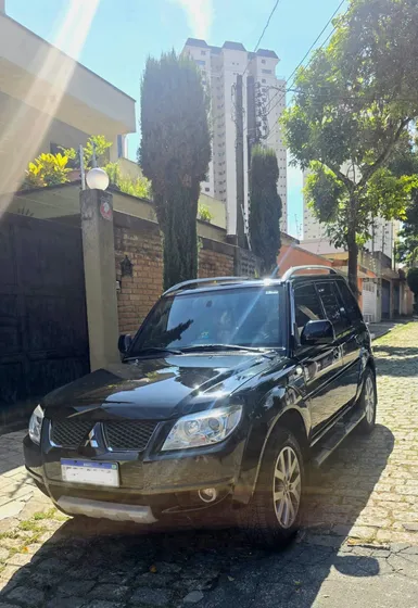 Mitsubishi Pajero Tr4 2.0 Flex Aut. 5p