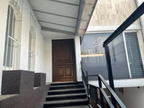 Casa Con Uso De Suelo Para Oficinas  En Venta   Lomas De Chapultepec