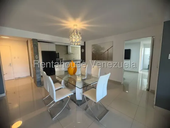 Exclusivo E Impecable Apartamento En Santa Fe Sur Cod. 27-2160 Carlos López