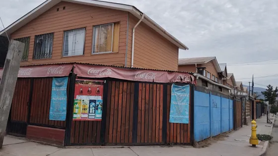 Se Vende Casa Esquina Con Local Comercial 3d 1b Lampa Villa 