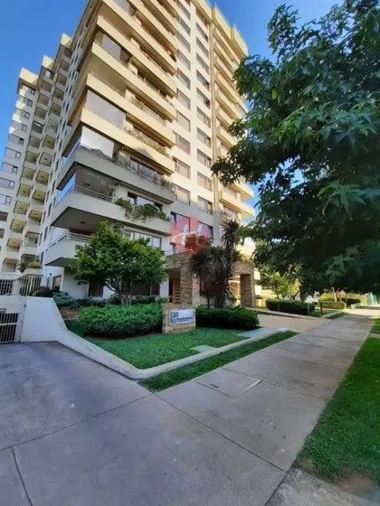 Departamento En Venta De Edificio Brandenburg