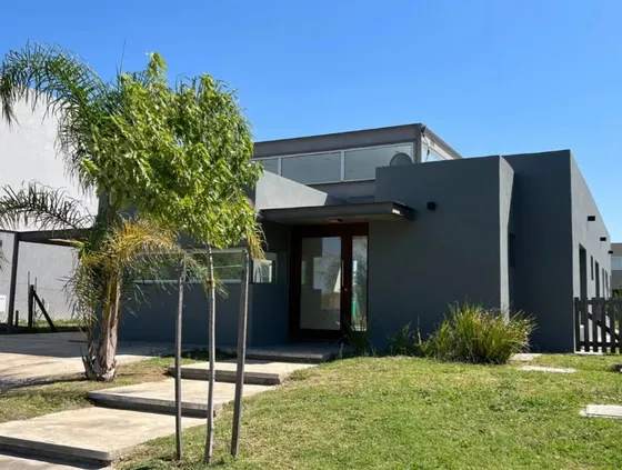 Casa En Venta (dueño Directo) - Barrio Araucarias - Puertos  - Escobar 