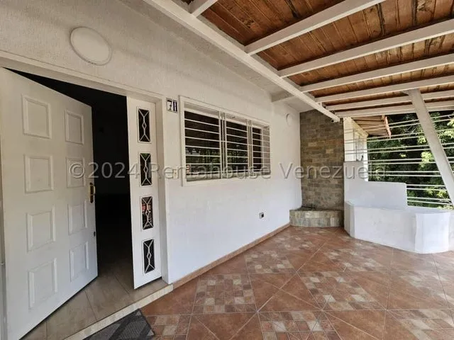 Estupendo Apartamento En Venta El Limón Resid. Conjunto Privado Los Manguitos 25-4784 Hc