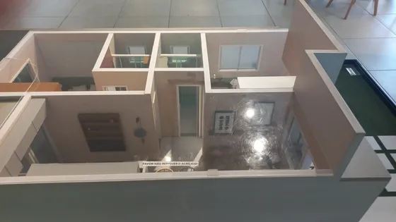 Casa 2 Quartos Com 1 Suíte 1 Banheiro Social E Vaga De Garag