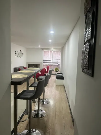 Apartamento Remodelado Cerca A Estación Alcalá