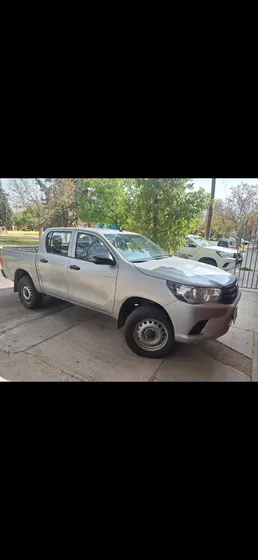 Toyota Hilux 2.4 Cd Dx 150cv 4x2