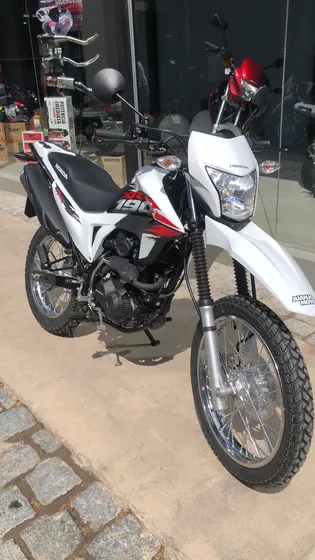 Titular, Vende Único Dueño