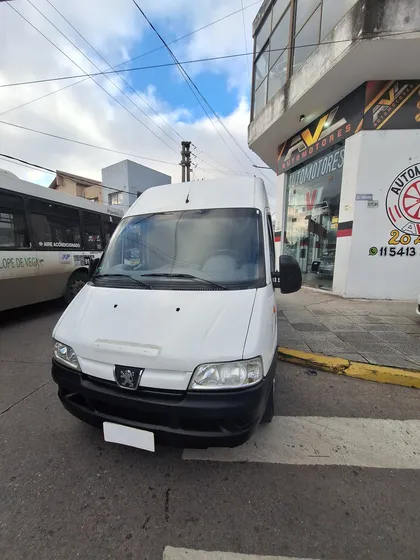 Peugeot Boxer 2.3 350lh Confort Hdi Larga Alta Abs