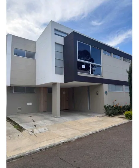 Casa Unifamiliar En Venta Llanogrande (t)