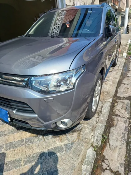 Mitsubishi Outlander 3.0 V6 Gt 4wd 5p