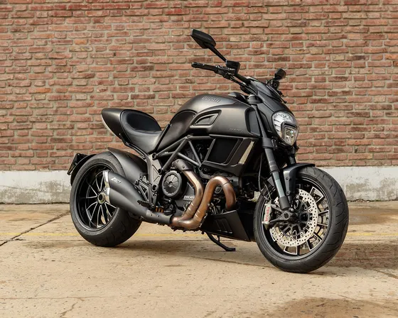 Ducati Diavel. Onehaus. Exclusivos. Permutas. Financiación.