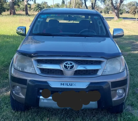 Toyota Hilux 4x2