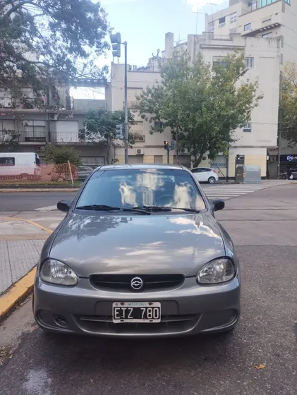 Chevrolet Corsa 1.6 Gl Aa Dh